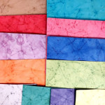 PAPEL BATIK- 59 X 82 NUEVO ESTAMPADO MANCHA COMBINADO MAG-VIOL-PURP